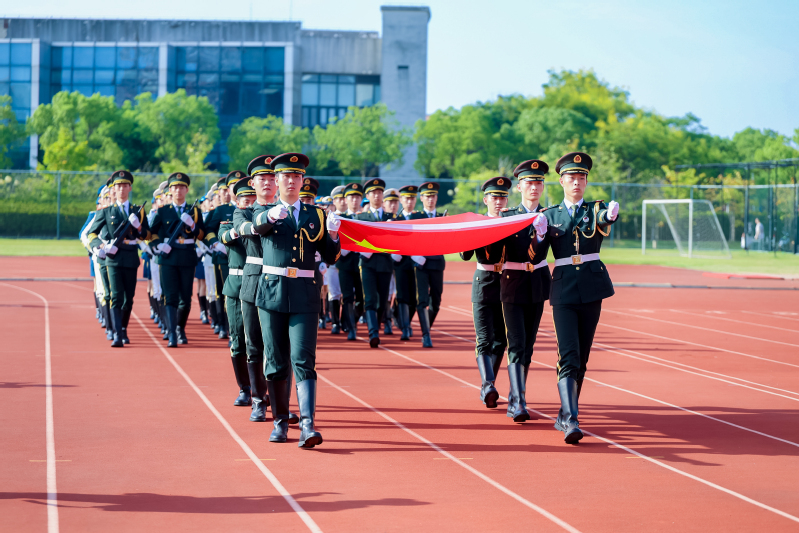 f1f9907d-5a34-4e82-ae24-6b00eb9d926e