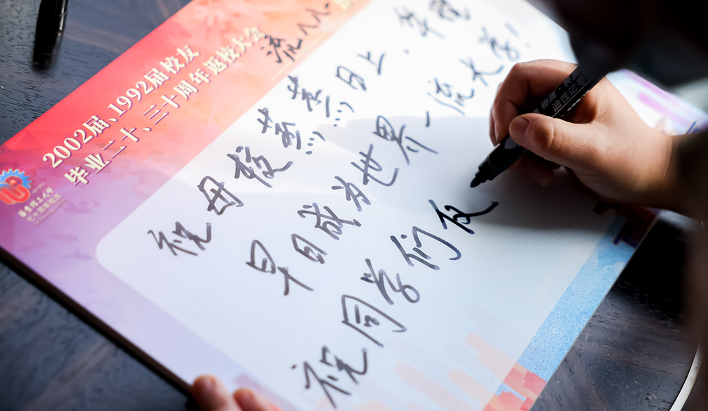 f7406cbf-b6b8-4830-936f-ded35f263a9e