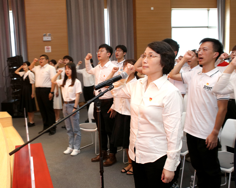 f6bfd640-5bb8-420c-ad61-52b609ccd119