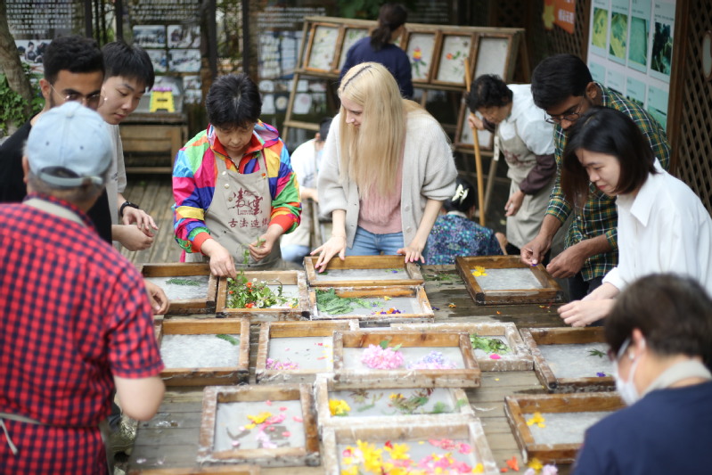 387c7b6e-4adc-4643-b465-a56aec2e2a5c