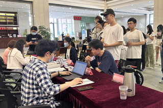 66383a0a-106d-490e-8a2c-9caa49e4edcd_s