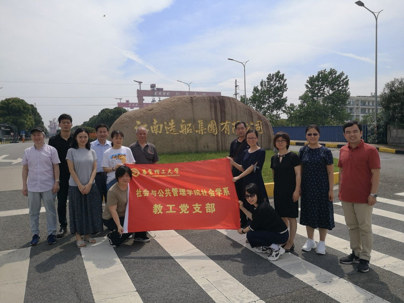 719e4b85-c727-4b28-bb2a-bd6b3f330305