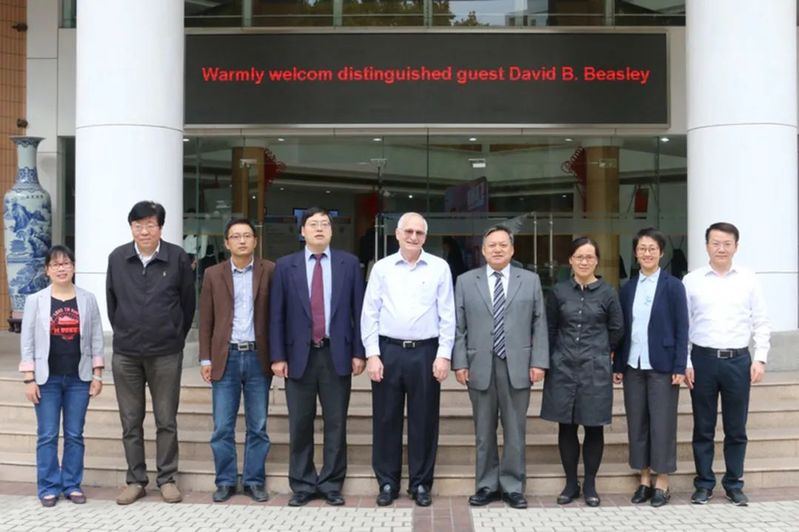 806f176c-2e51-4dcf-8671-d353516c94b5